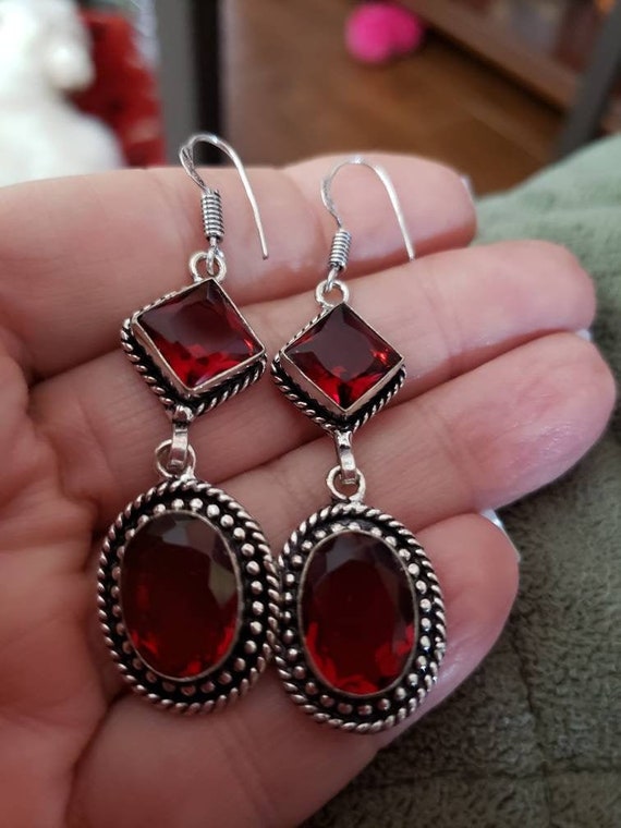Red Quartz Earring Red Quartz Earring