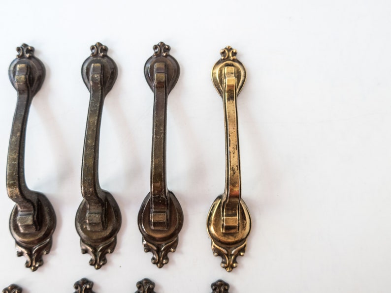 Vintage Brass Dresser Cabinet Door Handles Set Of 12 Pulls Amerock Corp D246501 Mid Century