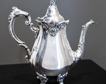 Wallace Baroque Silverplate Teapot Vintage Silver Plate Coffee Pot 282