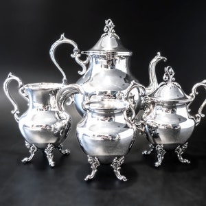 Vintage Silver Plate Tea Service Set Berry Finial Goldfeder Silver Co