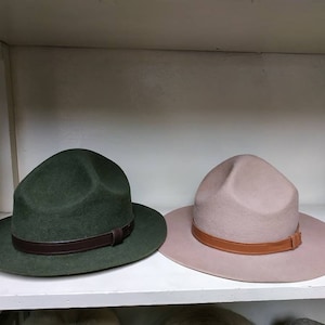 Chapeau scout, style canadien. Chapeau beige, grand chapeau de bord, chapeau de feutre, chapeau fait main, chapeau de chapeau, chapeaux de femmes, chapeaux pour lui, cadeau de Valentine image 5