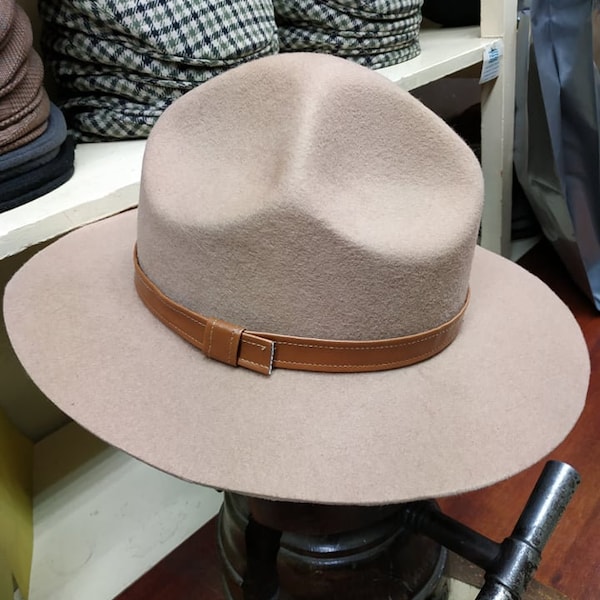 Scout hat,Canadian style.Beige hat,Big brim hat,Felt hat,Handmade hat,Hatmaker,Womens hats,Hats for him,Valentine's gift