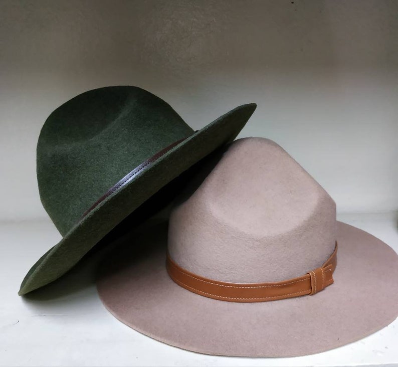 Chapeau scout, style canadien. Chapeau beige, grand chapeau de bord, chapeau de feutre, chapeau fait main, chapeau de chapeau, chapeaux de femmes, chapeaux pour lui, cadeau de Valentine image 4