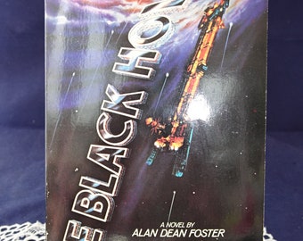 The Black Hole Alan Dean Foster Vintage Book 1979 with Colour Photographs of the Walt Disney Motion Picture