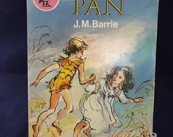 Peter Pan J.M. Barrie Vintage Puffin Book 1974