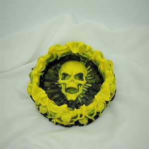 Skull, epoxy resin skull ashtray, skull ashtray, skull, empty pocket, original and unique gift, ashtray, skeleton, Halloween