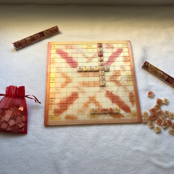 Scrabble spel, bordspel, bord, epoxyhars, letter spel
