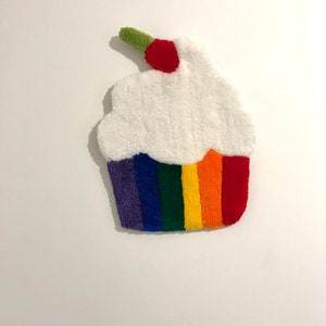 Cupcake, Eis, getuftetes Eis, aus Acrylwolle getufteter Cupcake, Geschenkidee, Wandteppich