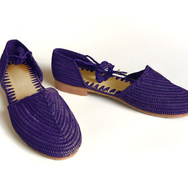 Purple Shoes. Violet Lace-up. Purple sandals. Violet Raffia shoes. Purple Raffia Sandals. Sandales Violettes. Sandalias Violetas. Vegan