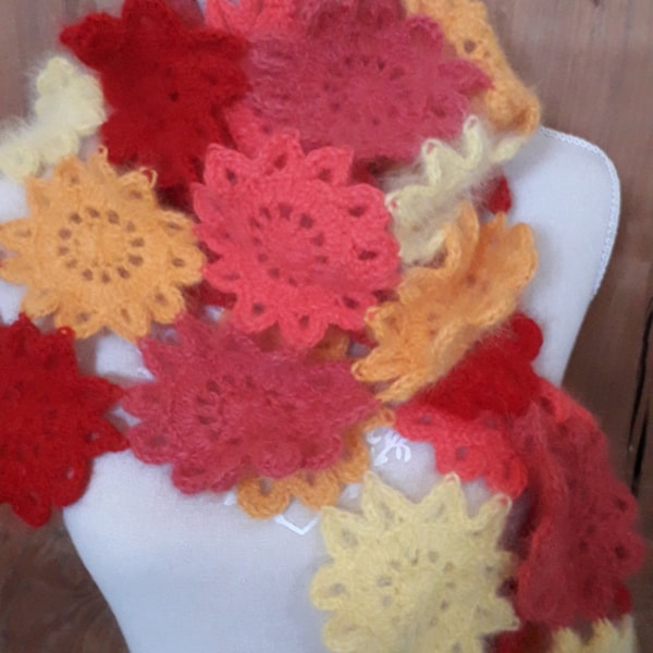 ETOLE ECHARPE ANGORA fleur au crochet fait main