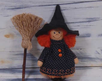 Muñeca de bruja de Halloween con escoba, muñeca popular primitiva, decoración de estantería de otoño
