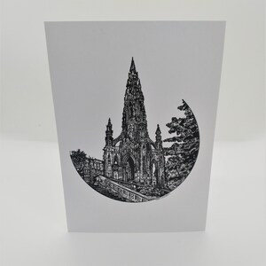 Carte de vœux - The Scott Monument, Édimbourg, Écosse - Illustration à la plume et à l’encre par Kiera Docherty