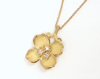 Rare Vintage Tiffany & Co 18K Gold Diamond Dogwood Flower Pendant Chain Necklace w/pouch