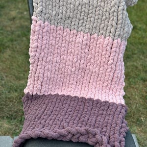 Chunky Hand Knit Baby Blanket, Baby Gift, Baby Shower Gift, Baby Girl Blanket, Handmade Blanket