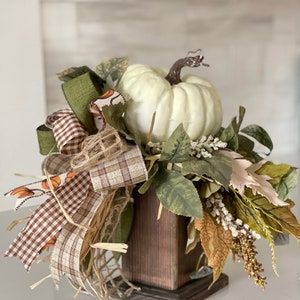 Fall farmhouse floral arrangement,autumn flower centerpiece, tabletop pedestal pumpkin, Pumpkin display stand