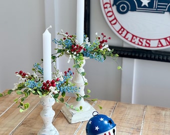 Par de anillos para velas cónicas patrióticas rojas, blancas y azules, decoración de velas para el 4 de julio de verano, decoración de mesa americana, mide 11" / interior 2".