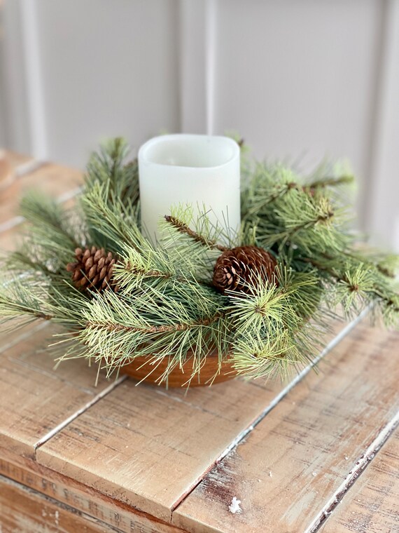 Bauernhaus Weihnachten Winter Kerzenring, Bauernhaus Dekoration, kleiner Kranz, naturgetreue Black Hill Pinie mit natürlichen Tannenzapfen 11 cm/30 cm