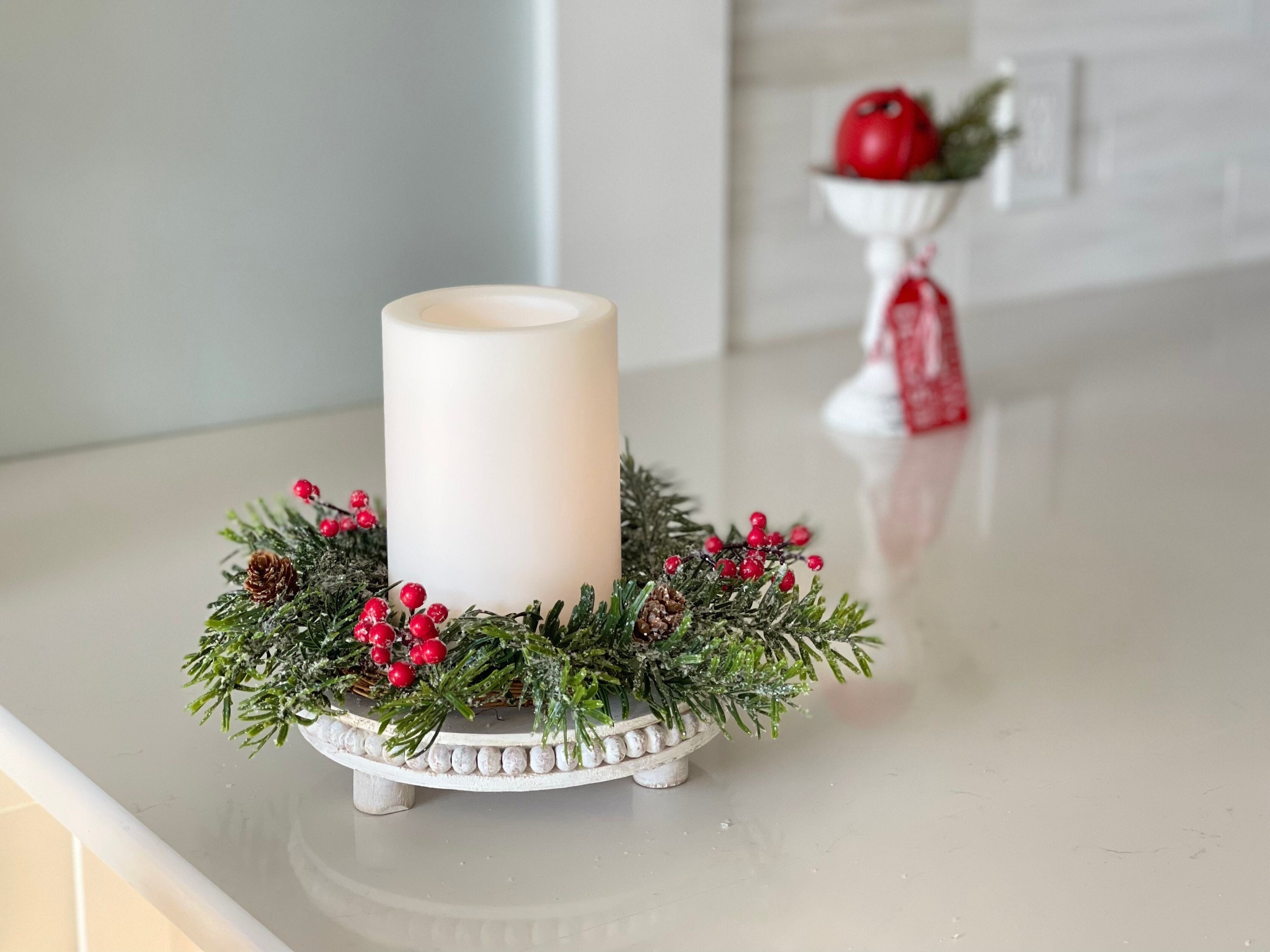 Anillo de velas navideñas de granja, decoración navideña de granja, anillo  de velas de corona pequeña de bayas rojas de hoja perenne esmeriladas de  4,5 pulgadas/11 pulgadas, - Etsy México, image size:2992x2244