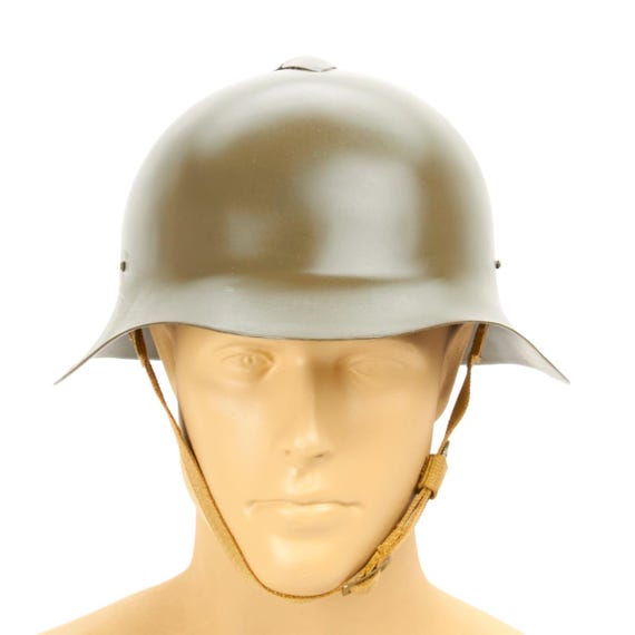 第二次世界大戦時のソビエト軍M36 SSh-36スチール戦闘ヘルメット