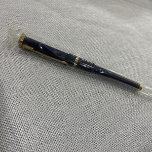 Vintage Fountain Pen Blue With Gold Accent Iridium Point W-Germany Taiwan Made image 5