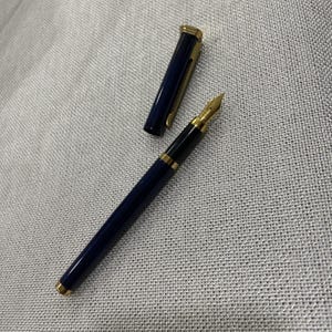 Vintage Fountain Pen Blue With Gold Accent Iridium Point W-Germany Taiwan Made image 4
