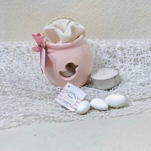 Bomboniera vasetto portacandela rosa in ceramica, per battesimo con papera traforato. Fatto a mano in Italia.