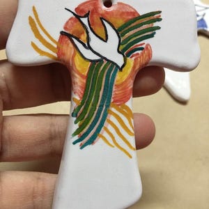 Bomboniera Tau San Francesco con Colomba e fasce di colore, in ceramica, per Comunione , Originale, personalizzata e fatto a Mano in italia.