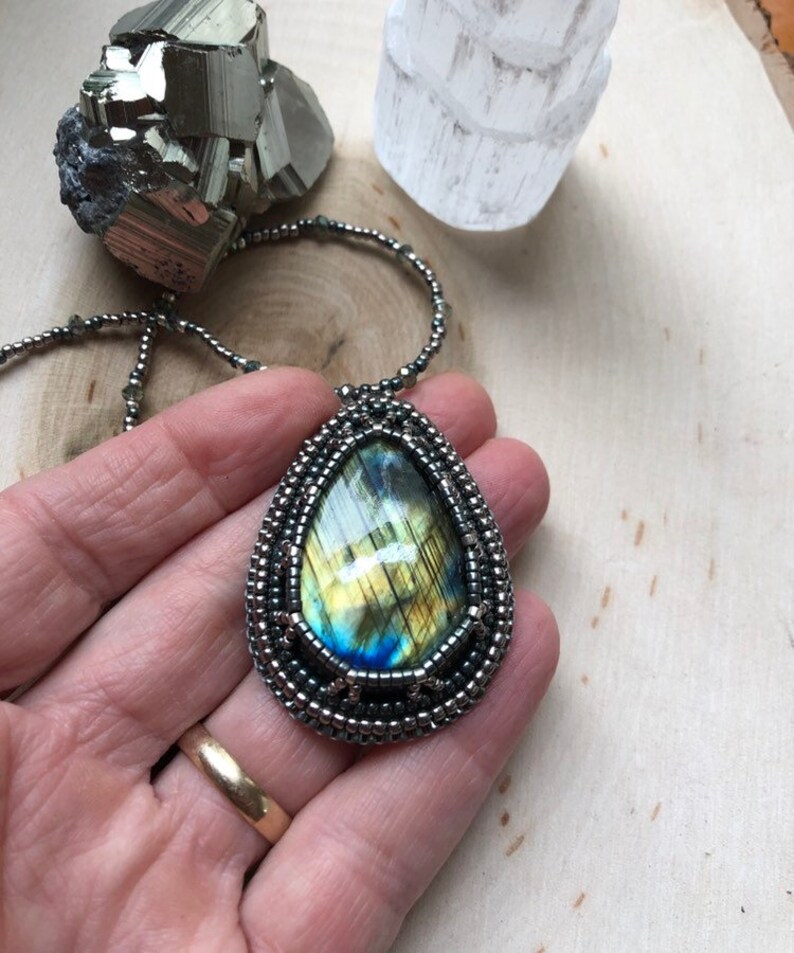 labradorite pendant necklace