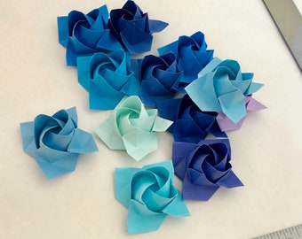 12 Origami Blue Roses