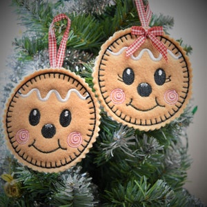 Gingerbread Ornaments, Felt Christmas Ornament, Gingerbread Decor, Gingerbread Boy and Girl, Felt Ornament Set