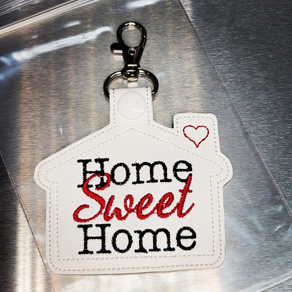 New House Key Holder, Realtor Closing Gift, Housewarming, First Home Key Chain, New Apartment, Home Sweet Home Keychain, Key Tag