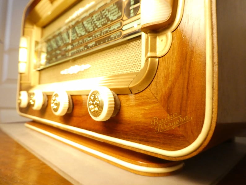 Vintage antique tube radio speaker system with Bluetooth and Wifi . Wifi speaker image 5