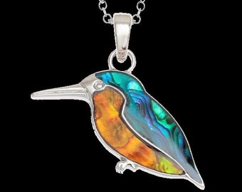 Arthwick Store Realistic Illustration of a Kingfisher Bird on White Pendant Necklace Arthwick Store Realistic Illustration of a Kingfisher Bird on White Pendant Necklace