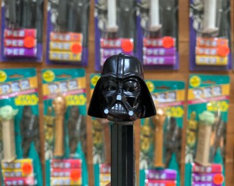 Vintage STAR WARS Pez Figures 1990's (13 Pc Lot )