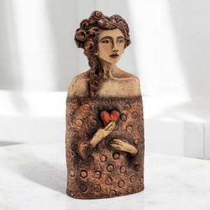 Scultura busto di donna / Capolavoro di cartapesta / Scultura originale di arte figurativa in cartapesta fatta a mano / Decorazione per la casa