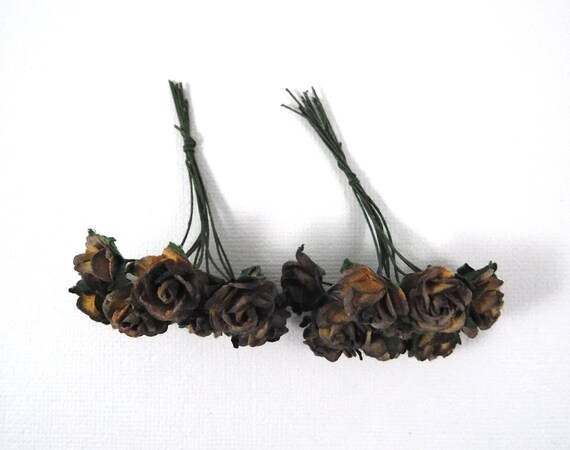 5/8 Inch Scrapbooking Paper Flowers Roses With Stems Brown and Ivory Craft  Scrapbook Supplies Mulberry Paper Flowers Card Supplies Mini Tiny 