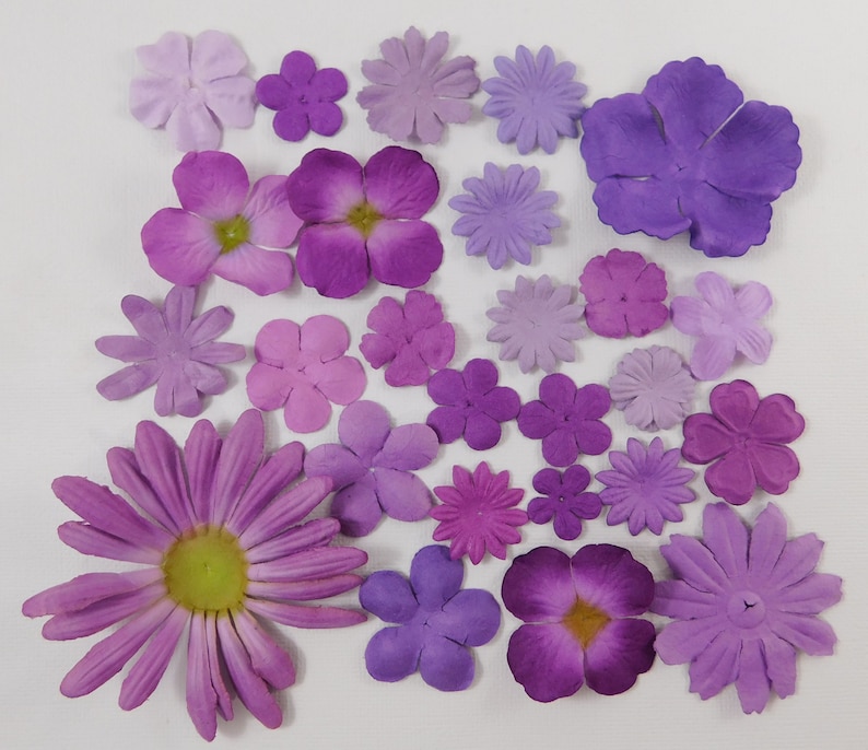 Prima Paper Flowers Purple Assortment No 525 Got Flowers prima flowers sampler lilac plum lavender daisy crafts scrapbooking card making