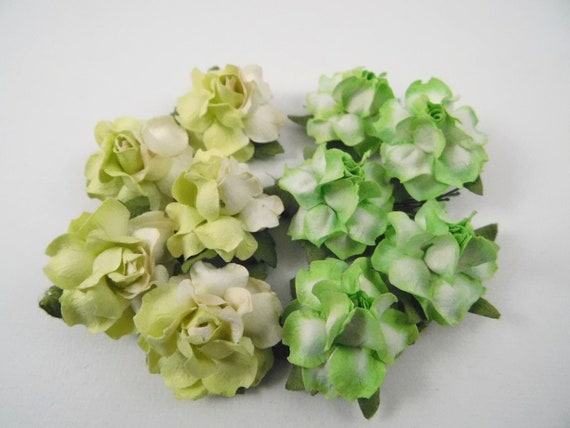 Scrapbooking Paper Flowers With Stems 1 3/8 Fancy Roses Light Green White  Craft Supplies Scrapbook Supplies Bouquet Roses Cardmaking 