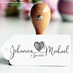 Personalisierter Hochzeitsstempel "Herzverbunden mit Fingerabdruck" // Namen // Hochzeitsdatum // für DIY Papeterie // mit Holzgriff