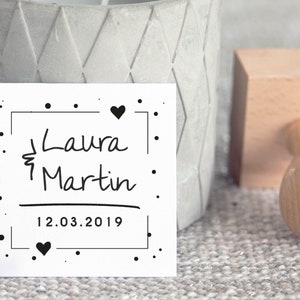 Personalisierter Hochzeitsstempel Logo Pfeil // rund // Holzstempel // Save the date // Einladung