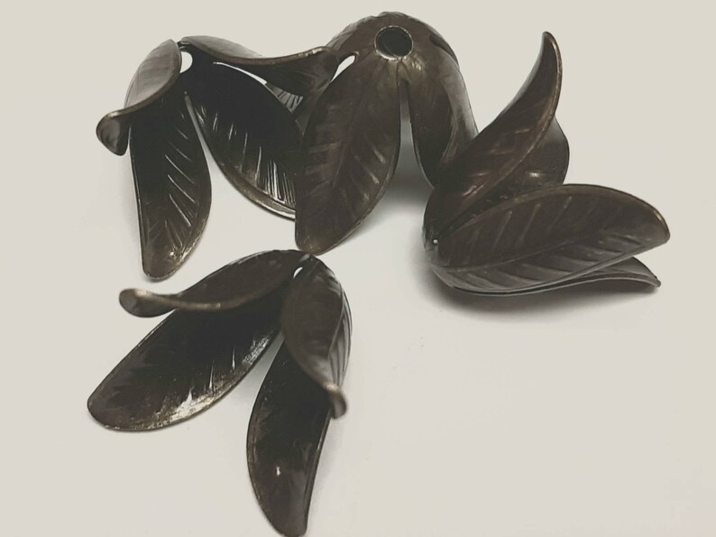 Antique Bronze or Copper Flower Brass. Large bead caps 4 Tassel Tops