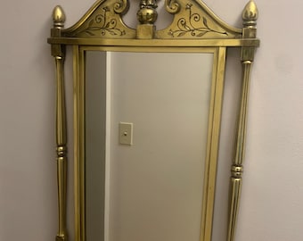 Vintage 1960’s Syroco Federal Style Wall Mirror w Eagle Finial Gold Frame