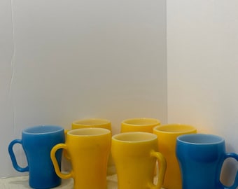Cool Set Of 7 Fire King Yellow & Blue Anchor Hocking Soda Fountain Mugs / Mugs
