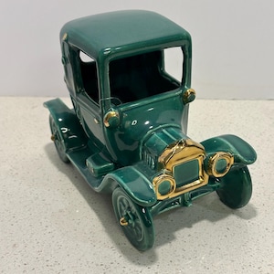 1950s MCM Metlox MFG Co. of California Poppytrail Green Ceramic Model T #602 Planter