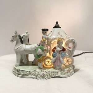 Beautiful 1940’s Vintage Schor Parcraft Ceramic Night / Accent Light