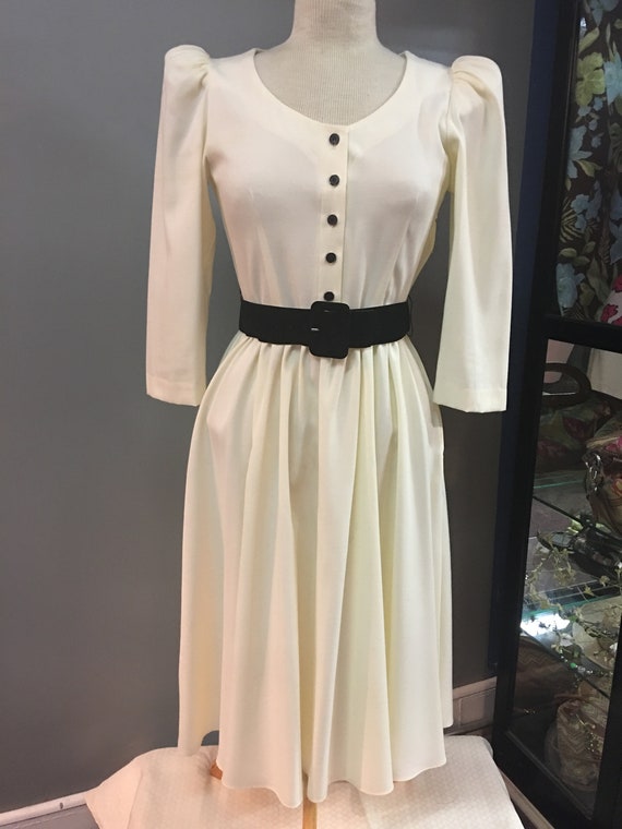 WD-1980’s Studio E Off-White Dress - image 1