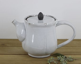 Pottery Modern Stoneware Teapot Handmade White Teapot with Infuser
