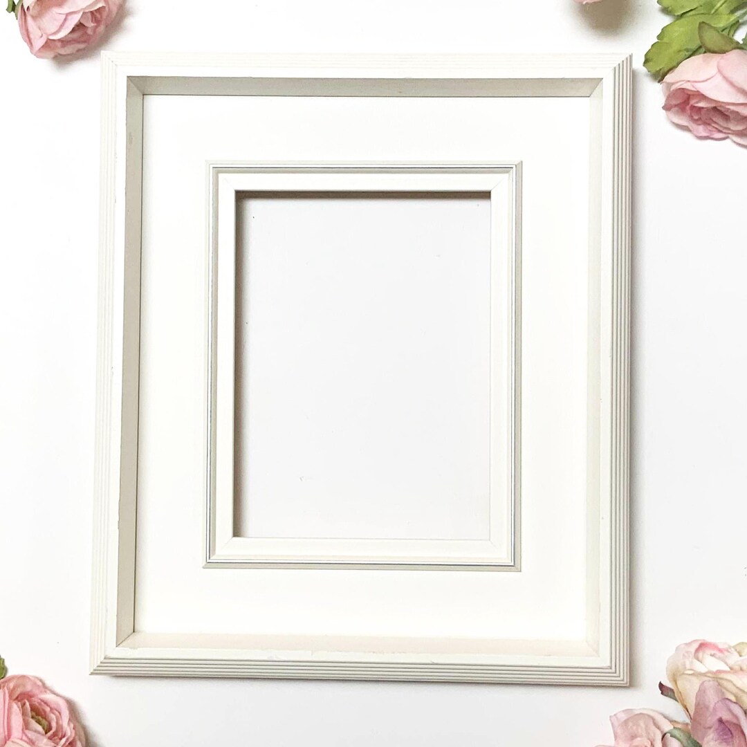 Vintage White Ribbed Wood Picture Frame With Silver Lining, 6x8 ...