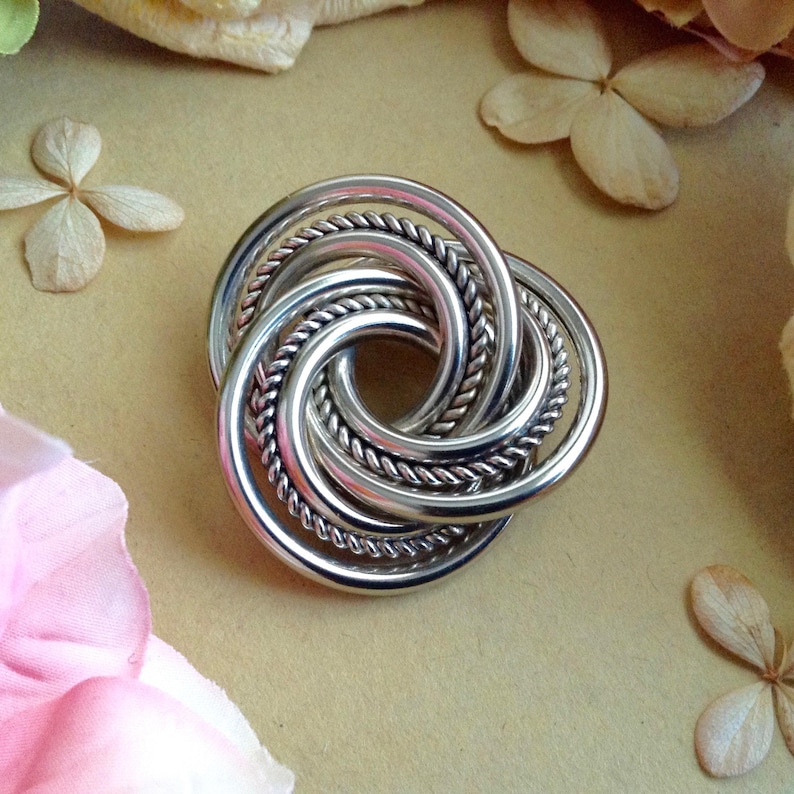 Elegant Brooch Celtic Brooch Infinity Brooch Vintage Silver Tone Geometric Brooch Gift Idea, Classy Brooch