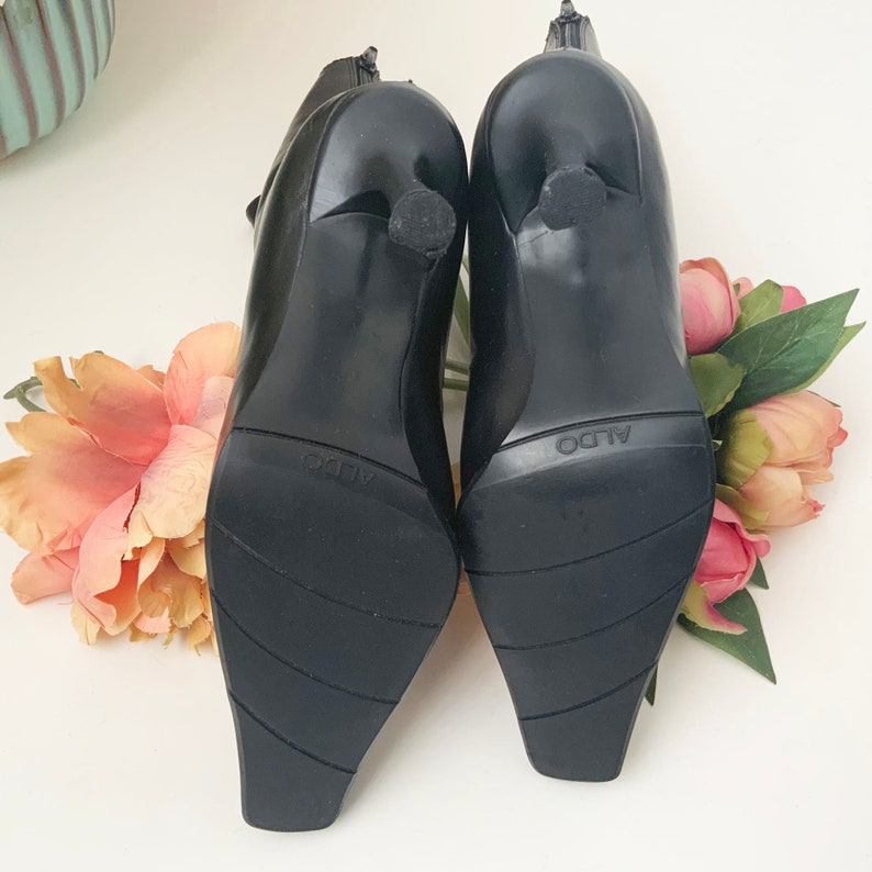 Vintage ALDO Pointy Toe Black Leather Stiletto Ankle Boots, Elegant Booties image 5